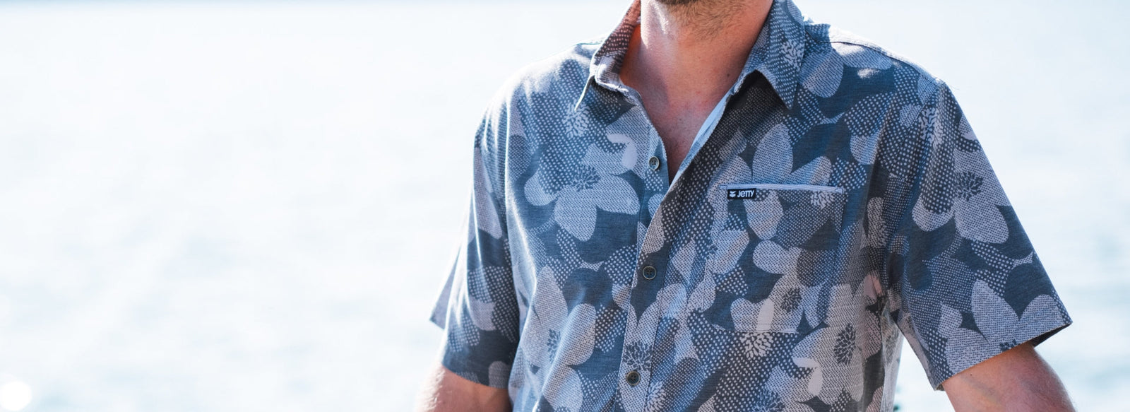 Men's Shirts & Button Ups