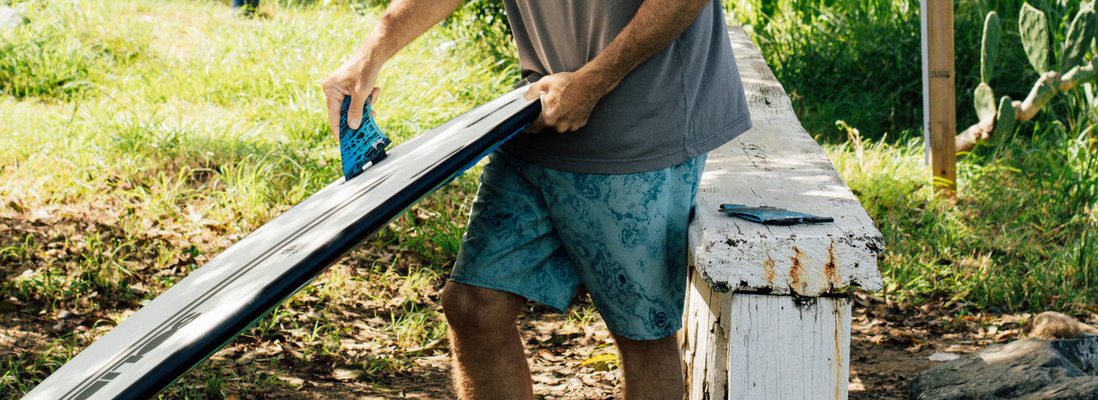 Surf board shorts mens discount