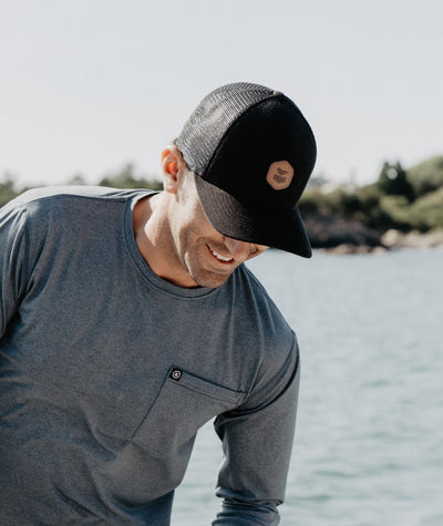 Carbon Trucker - Black