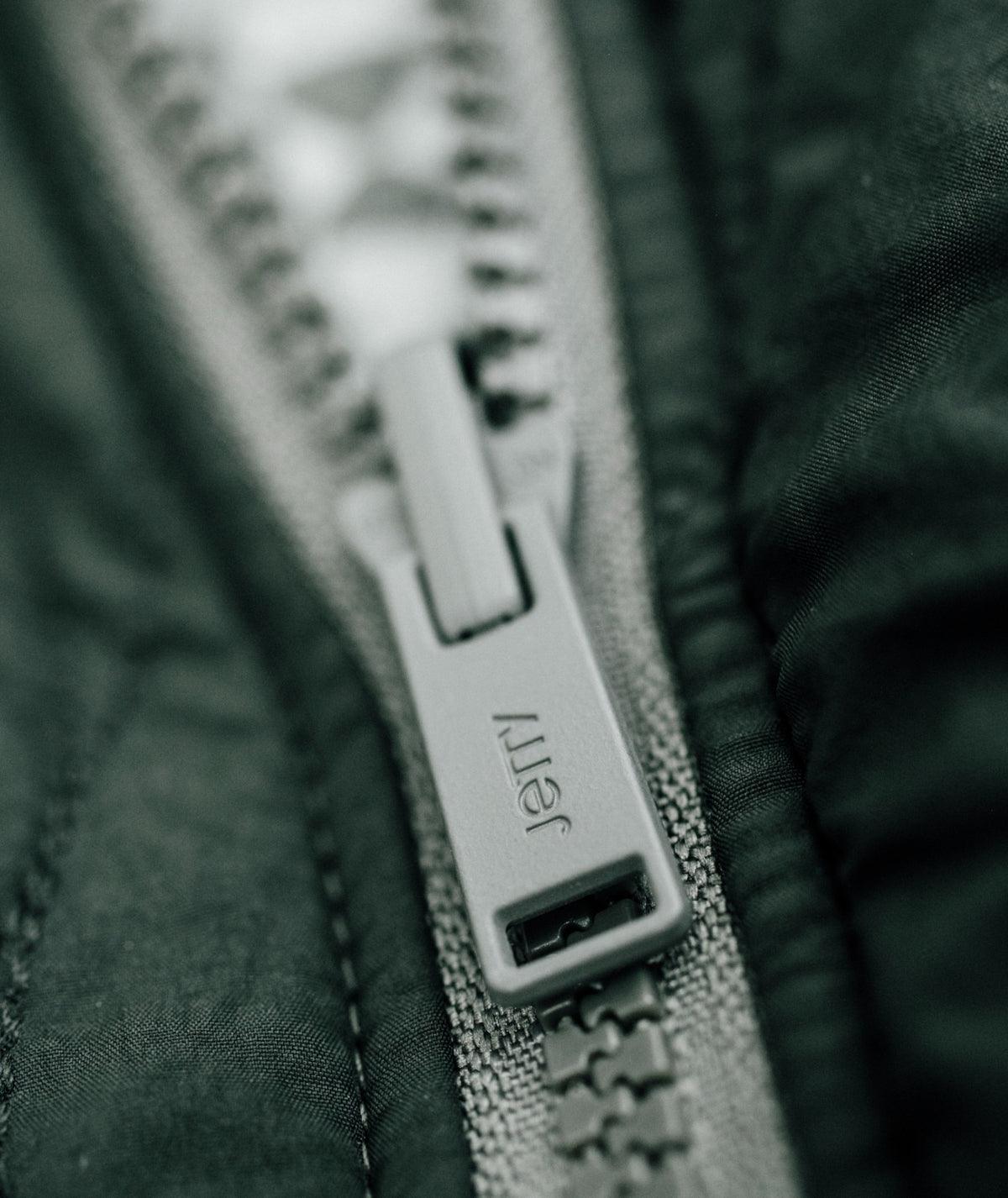 Rainier Reversible Puffer - Olive - Jetty